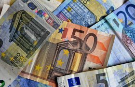 کشف فساد ارزی ۸۰۰ هزار یورویی در اردبیل