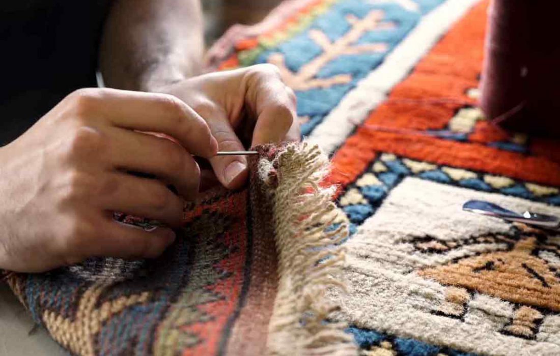 دوره های آموزشی فرش دستباف در جنوب کرمان برگزار می شود